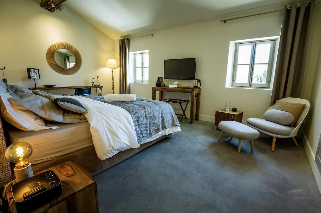 Chateau Les Gardis Lourmarin Bed & Breakfast